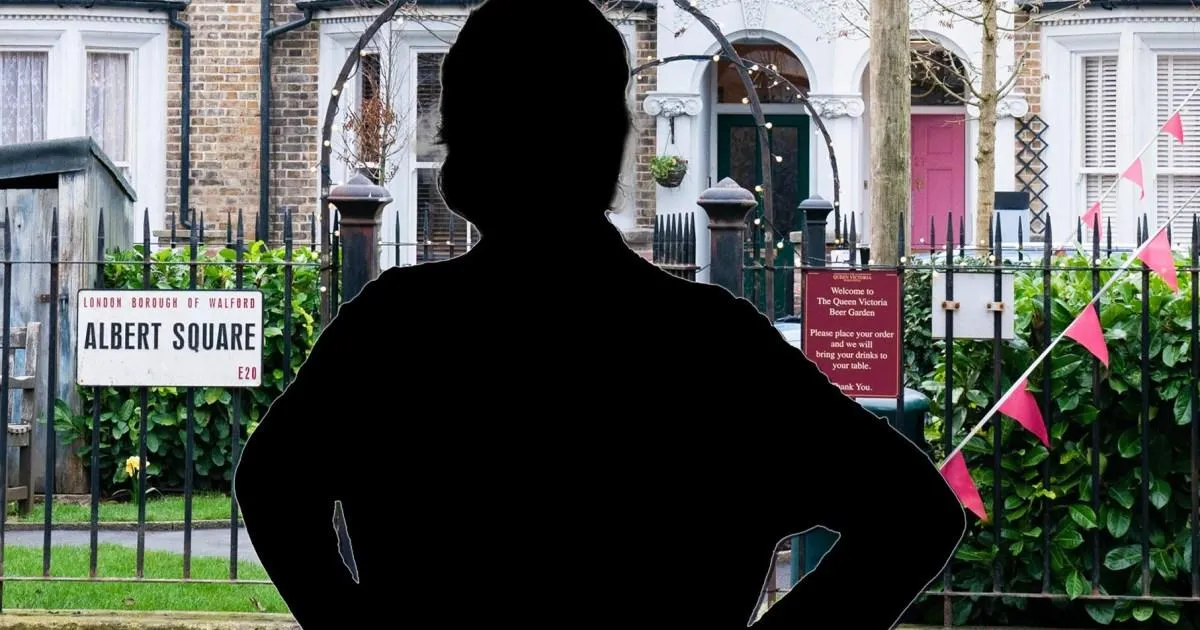 EastEnders legend makes very unexpected return after 8 years