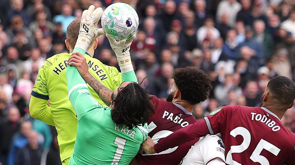 Five ‘fouls’ in one move – breaking down Premier League corner chaos