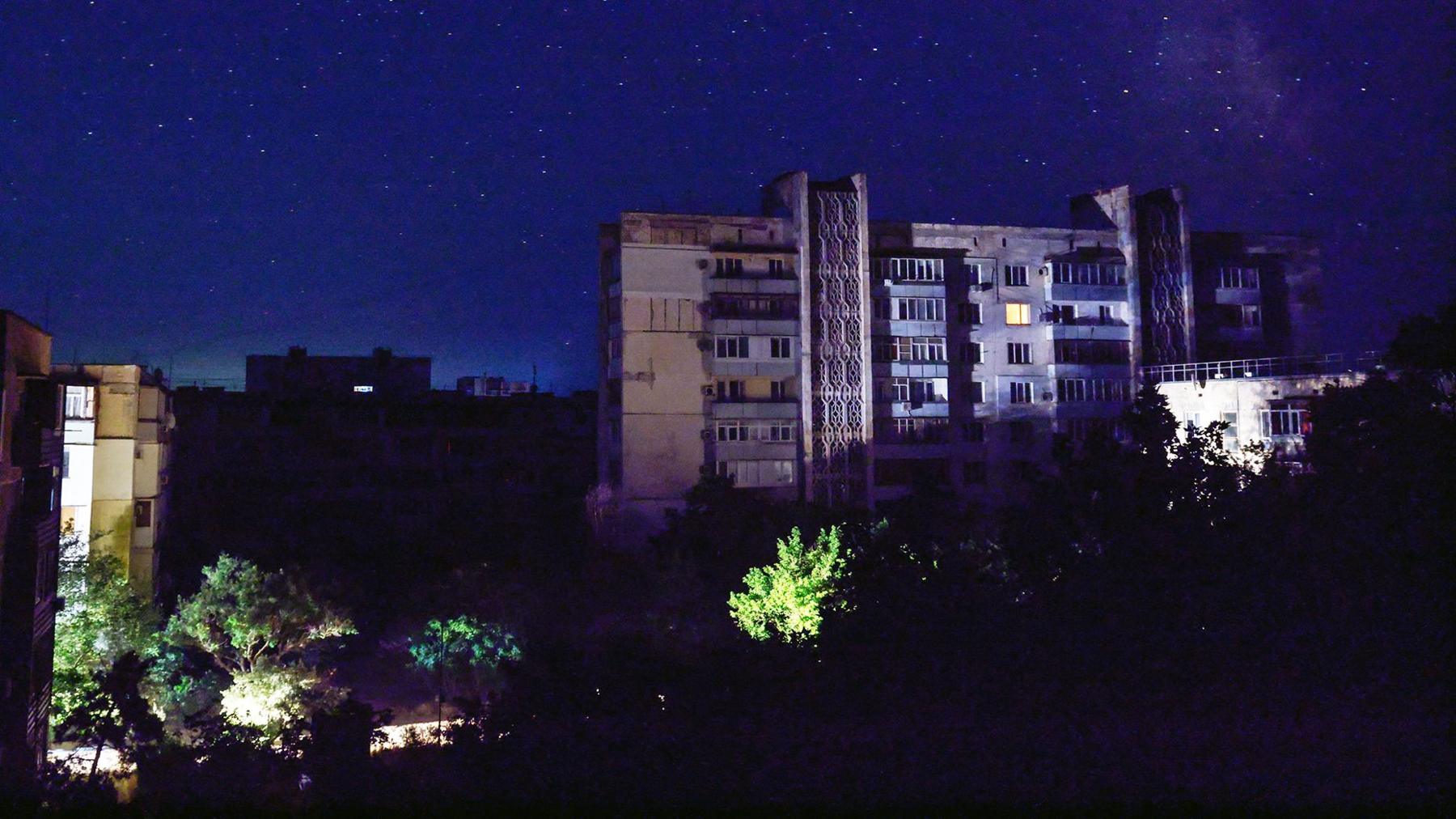 Biggest city in Crimea without power after Ukraine strikes