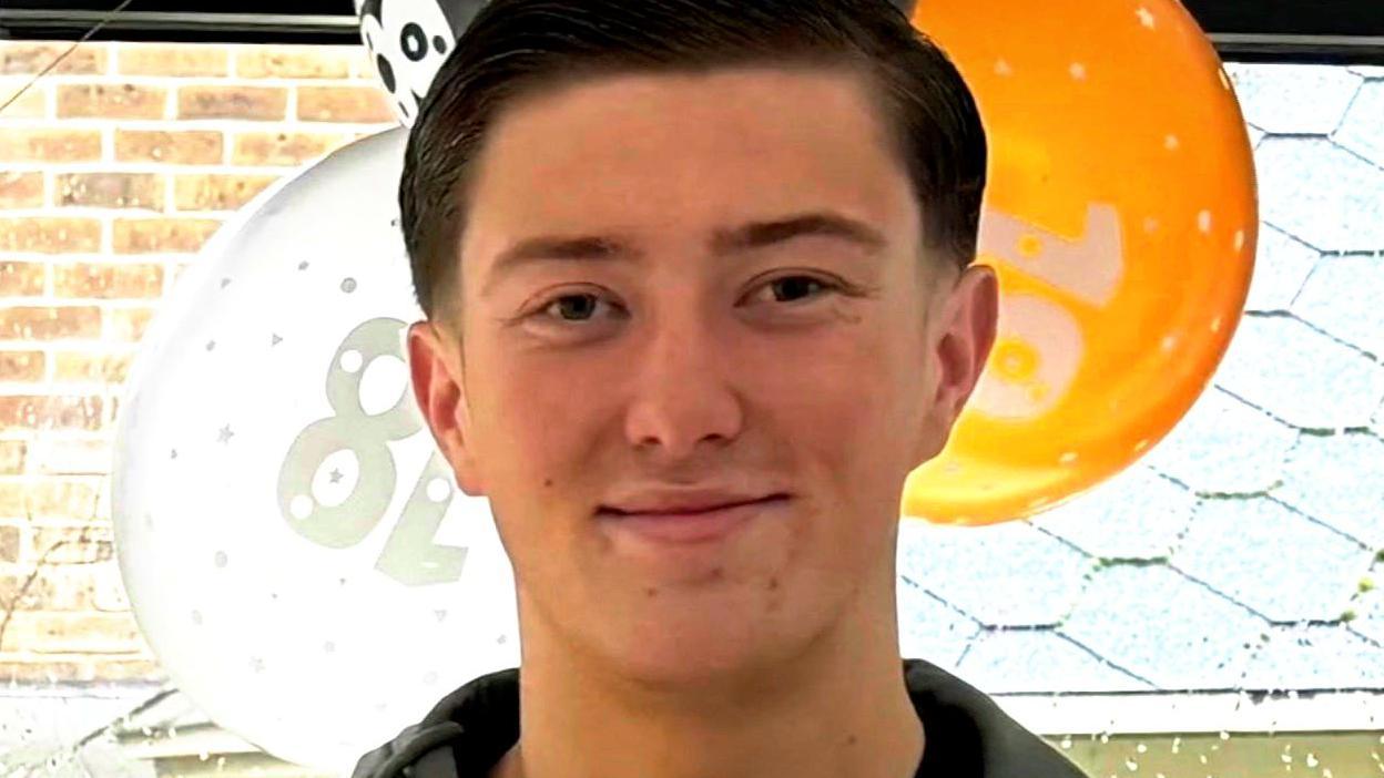 Police took eight minutes to find Henry Nowak’s fatal stab wound