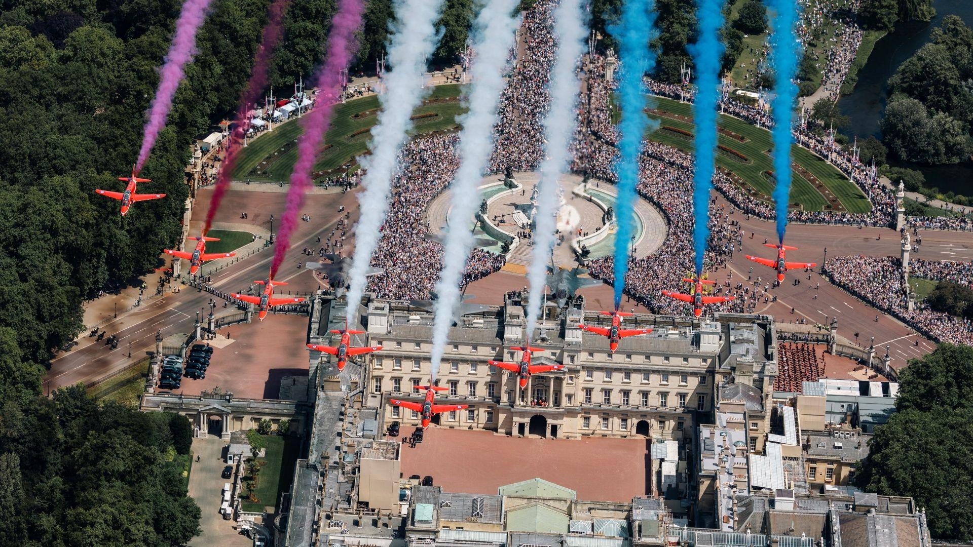 Red Arrows to get new jets replacing ageing Hawk