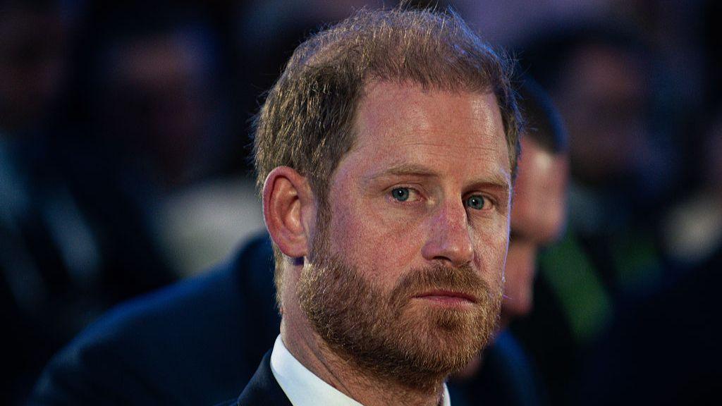 Harry reconsiders bringing Meghan and children on UK trip