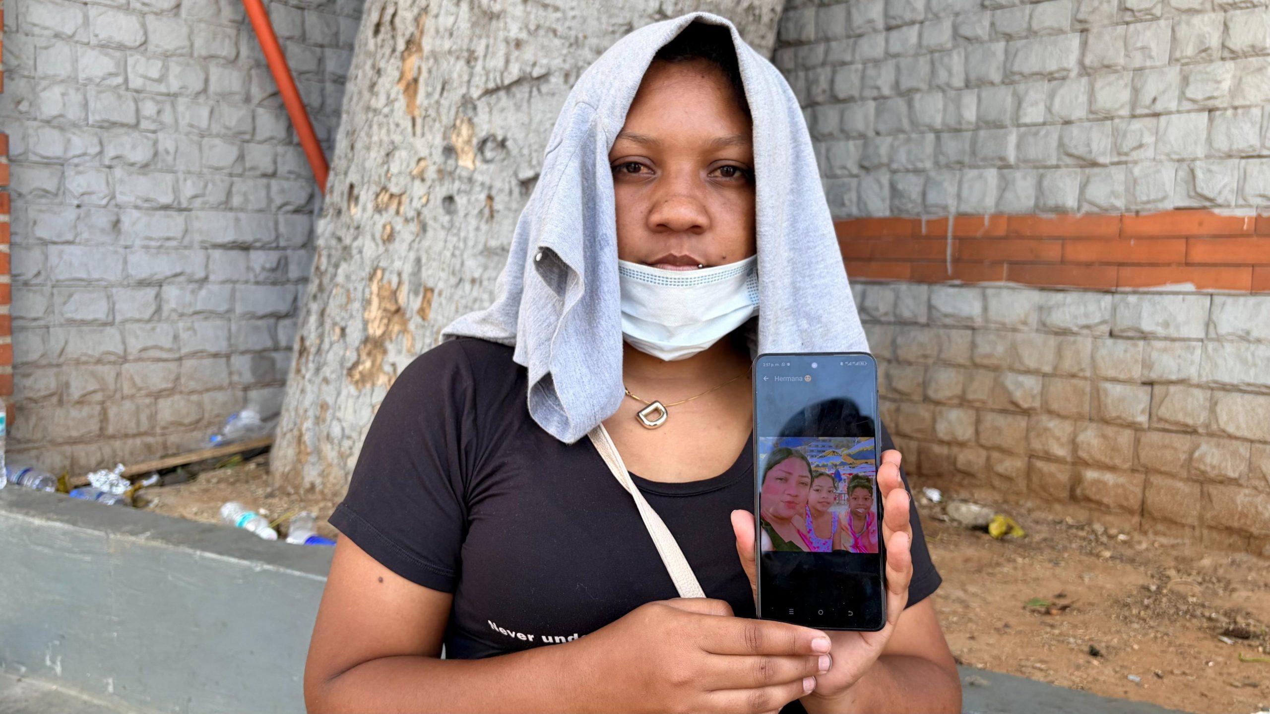 Angry Venezuelans accuse government of negligence over earthquake response