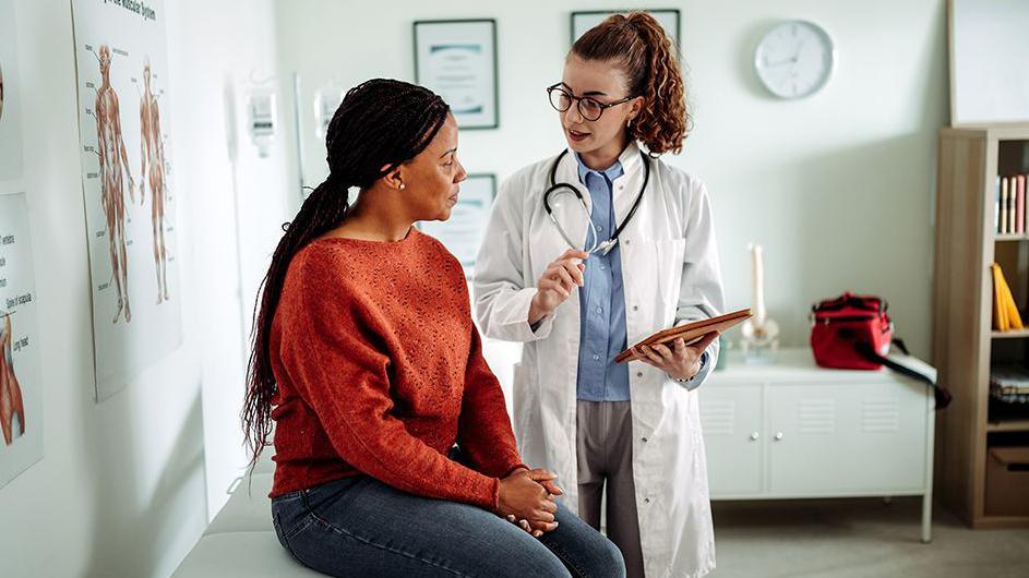 Women with PMOS should have yearly NHS checks, says health watchdog