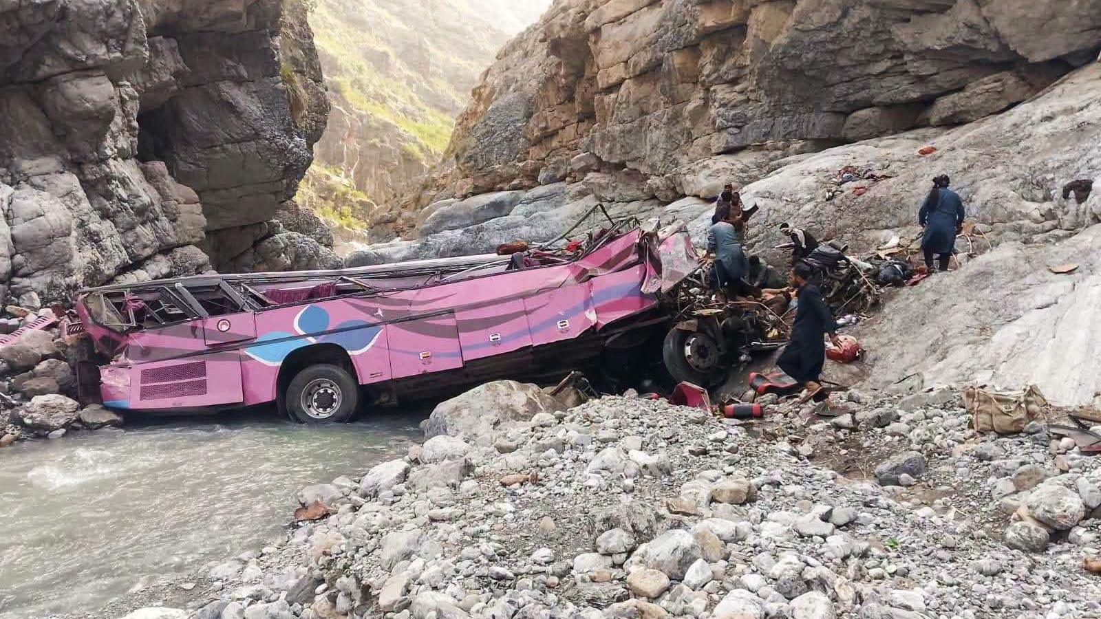 At least 32 dead after overcrowded bus plunges into ravine in Pakistan