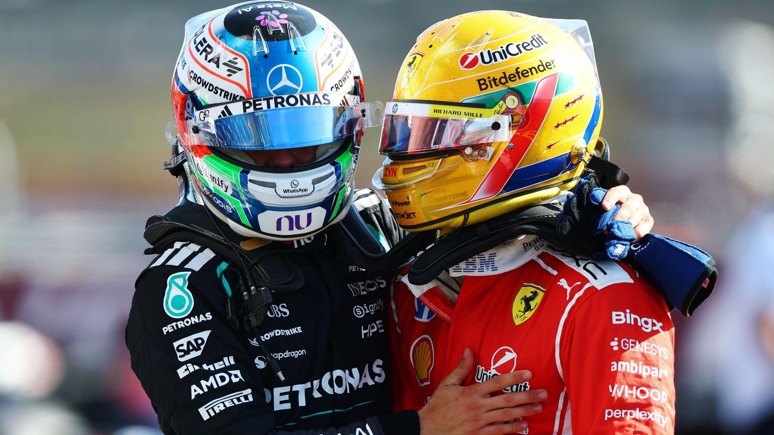 Hamilton takes pole for Silverstone sprint race
