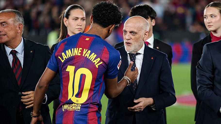 La Liga chief critical of ‘complicit silence’ surrounding Fifa
