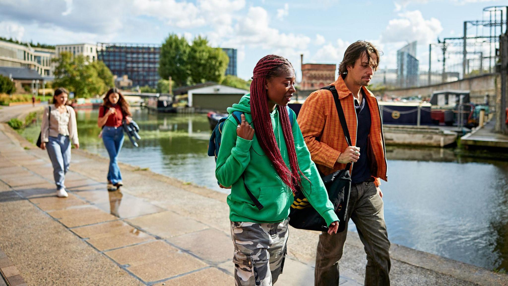 NHS to reward people who walk 30 minutes a day